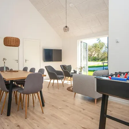 4 Bedroom Beautiful In Romo Kongsmark